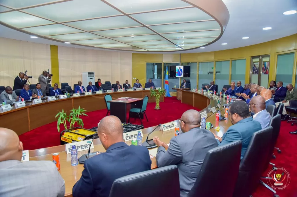 RDC : vers la dotation des cartes d'identité nationale aux Congolais ...