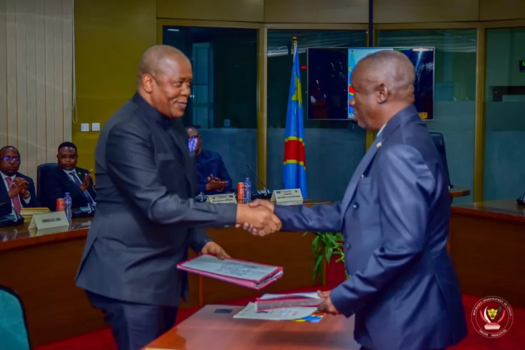 RDC : vers la dotation des cartes d'identité nationale aux Congolais ...